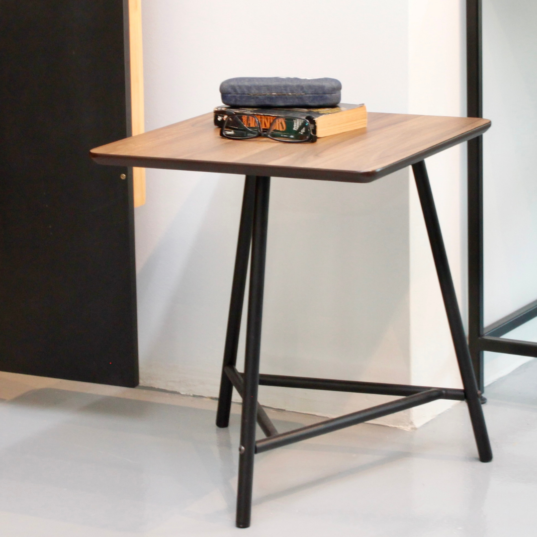 CANVAS Side Table V2.0 Walnut
