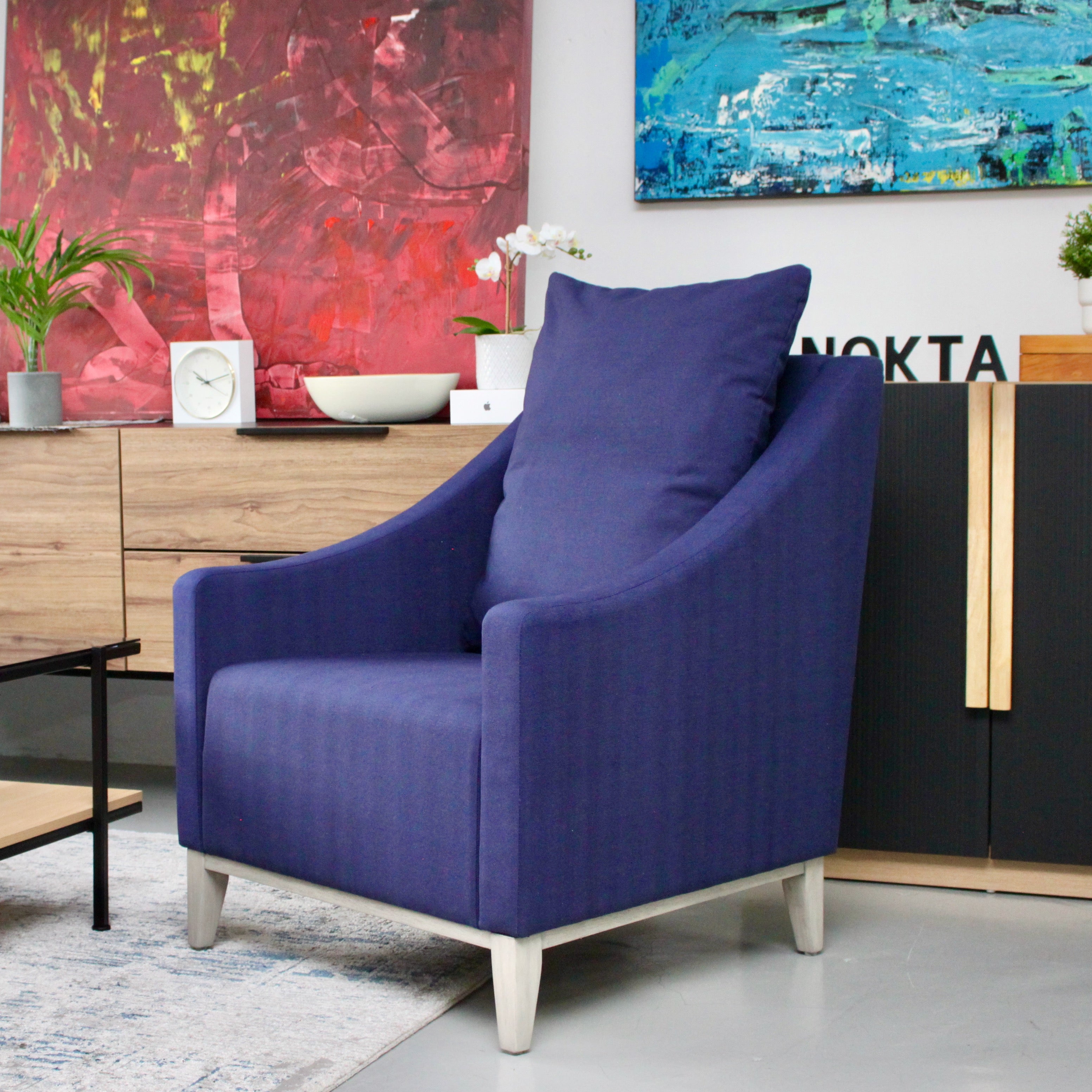 SELSA Lounge Chair in Promo Blue Fabric
