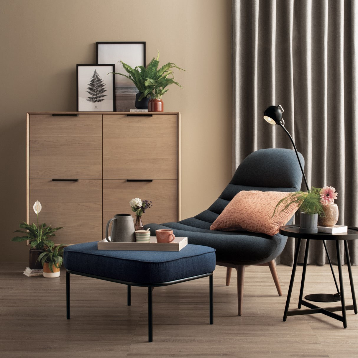 SUDUT Lounge Chair