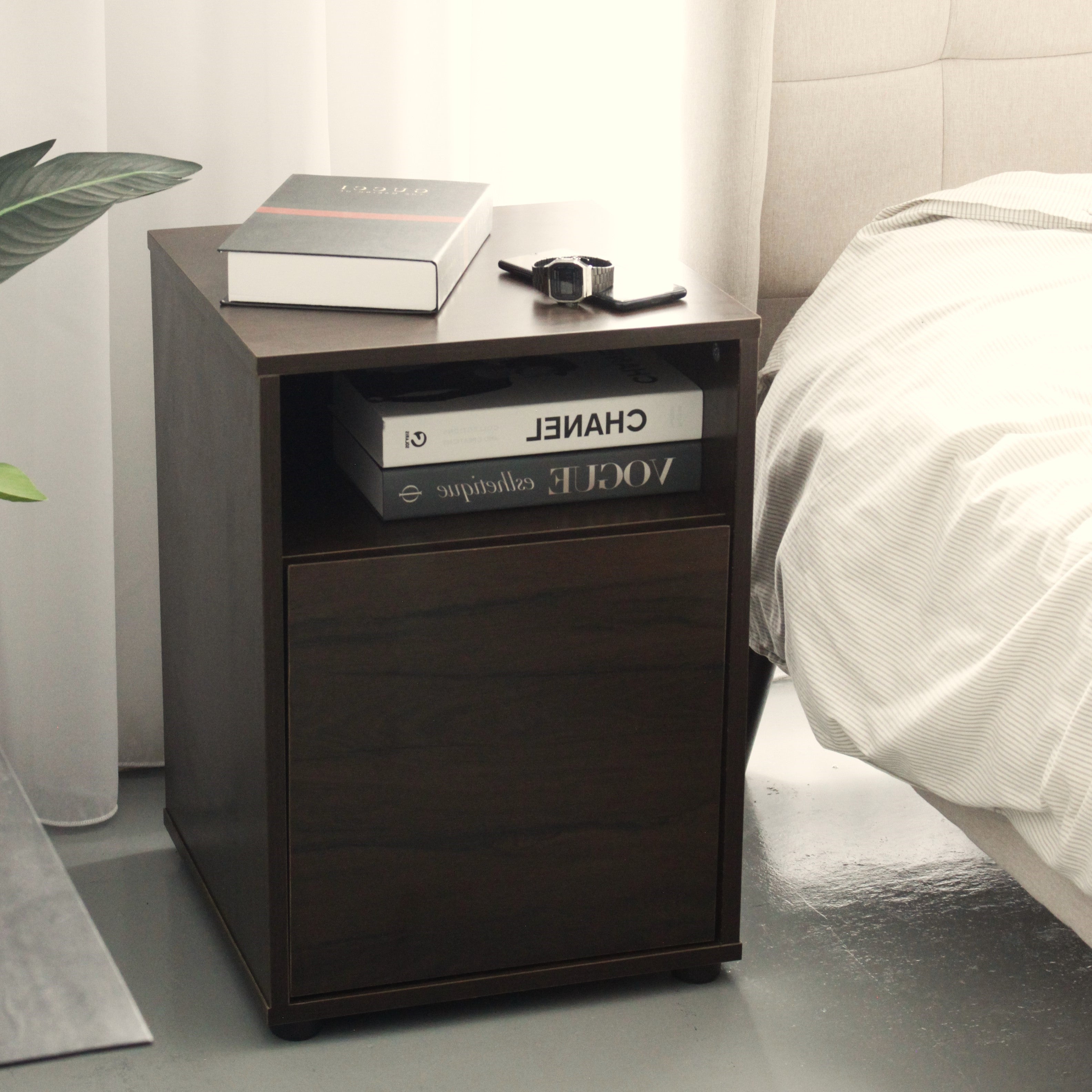 VIMA Bedside Table W400 x D400 x H575 mm