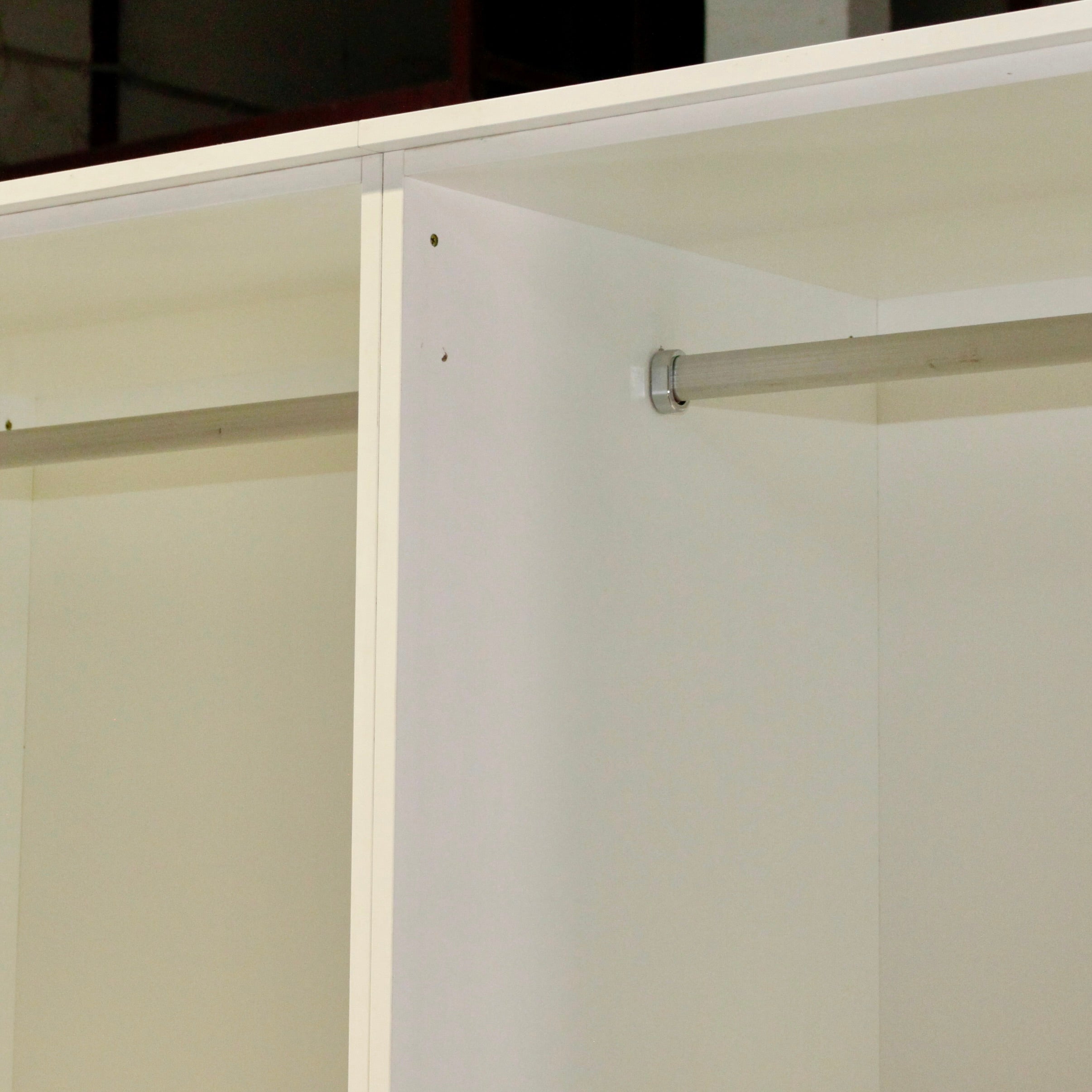 PINTA Wardrobe H2400 White