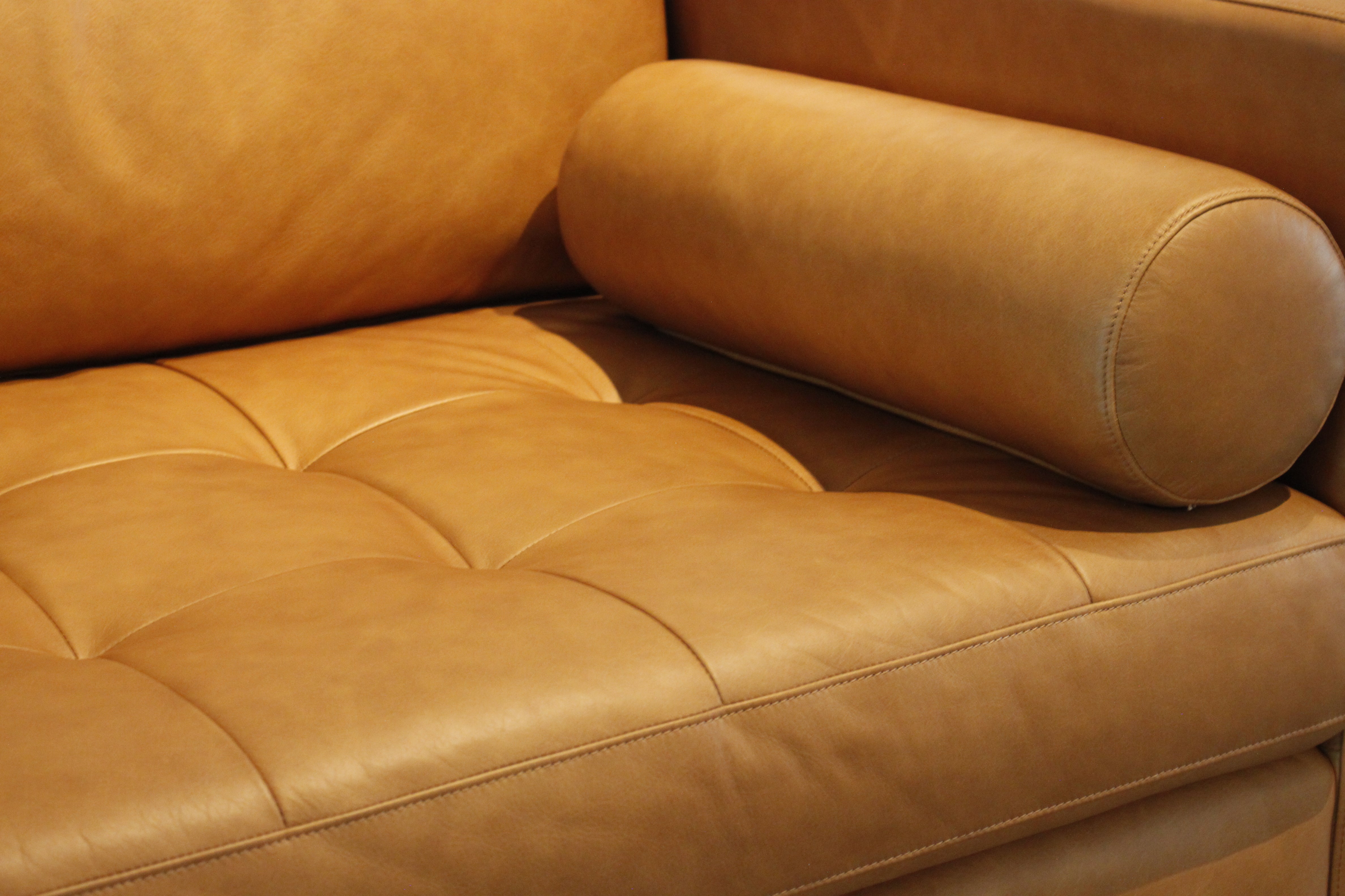 NORDI Sofa 3 Seater Leather Premium