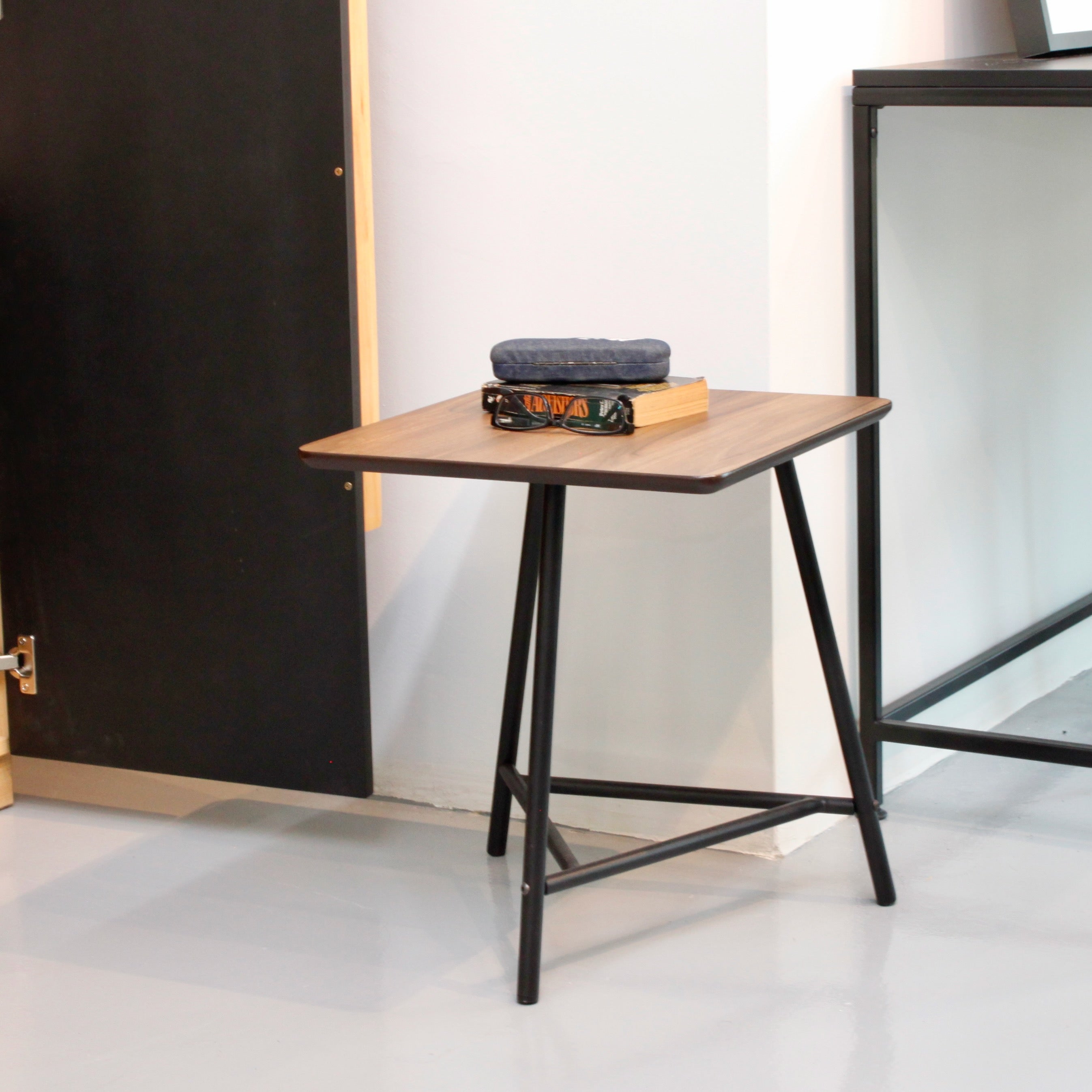 CANVAS Side Table V2.0 Walnut Top Exhibit Sales at Seremban 2 Offline Store