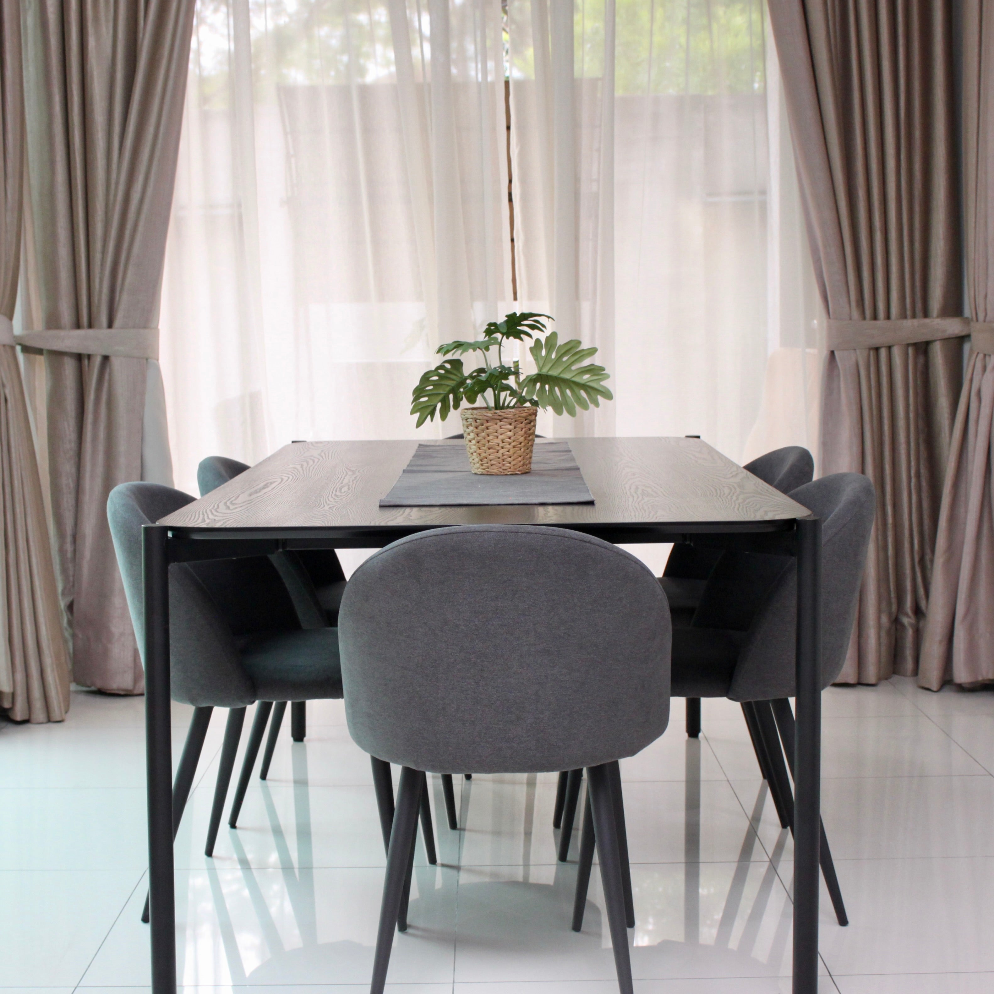 TANA Dining Table All Black W1785 mm Exhibit Sales at Seremban 2 Offline Store