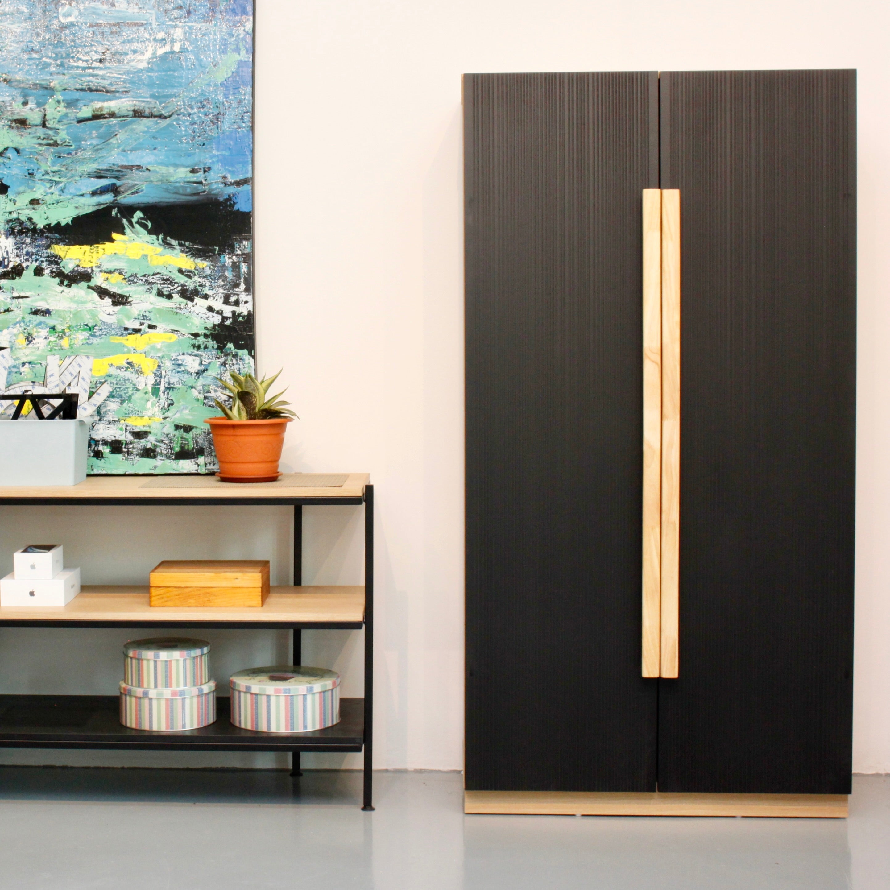 TANA Cabinet High H1630mm Exhibit Sales at Seremban 2 Offline Store