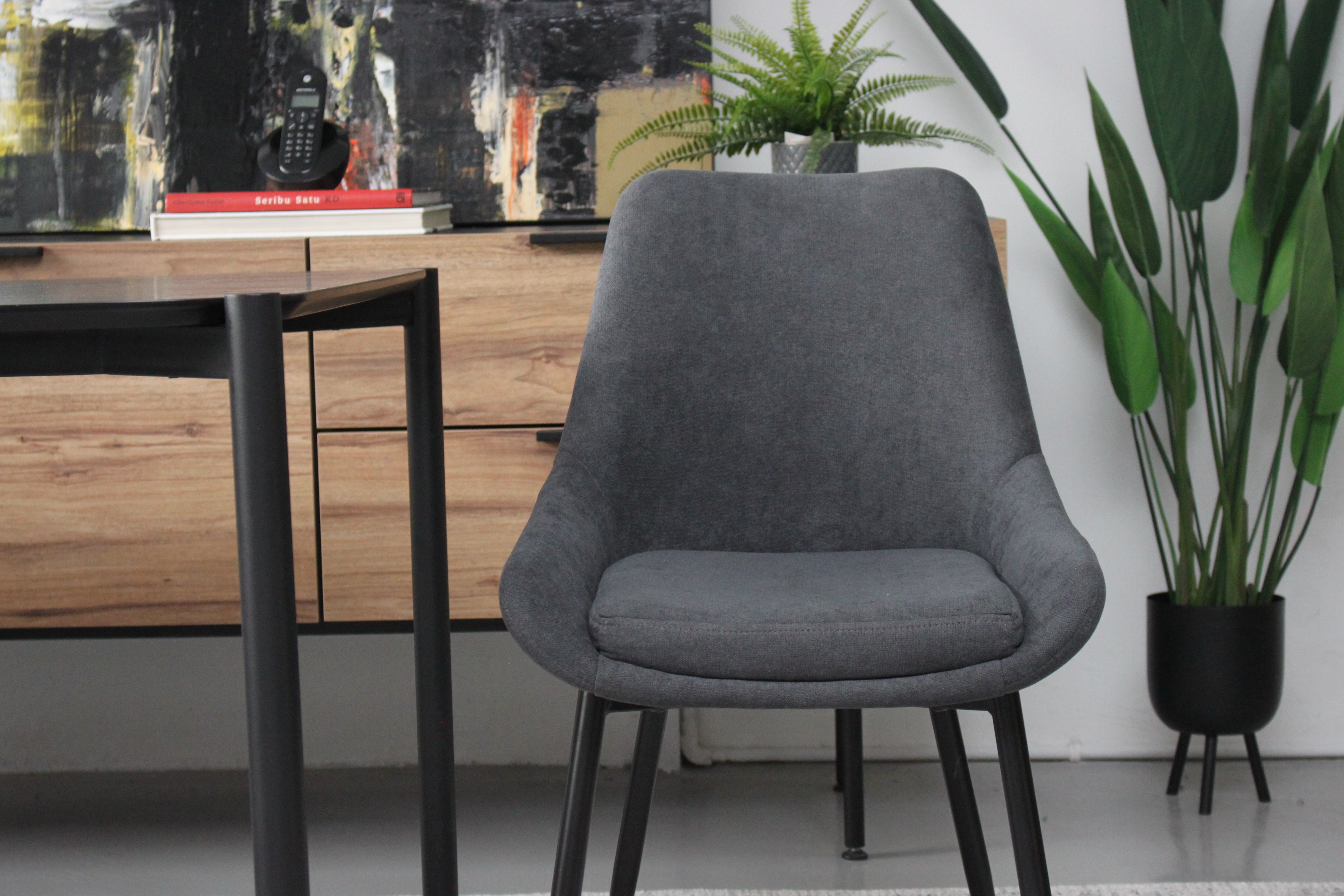 TIRUS I Chair Exhibit Sales at Seremban 2 Offline Store